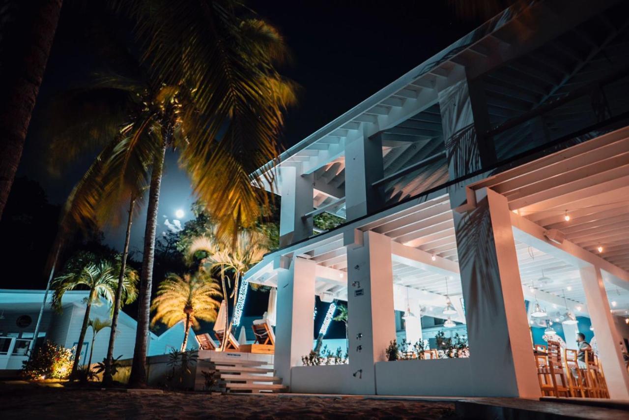 Luna Beach Luxury Boutique Beach Front Resort Jobs Bight Exterior foto