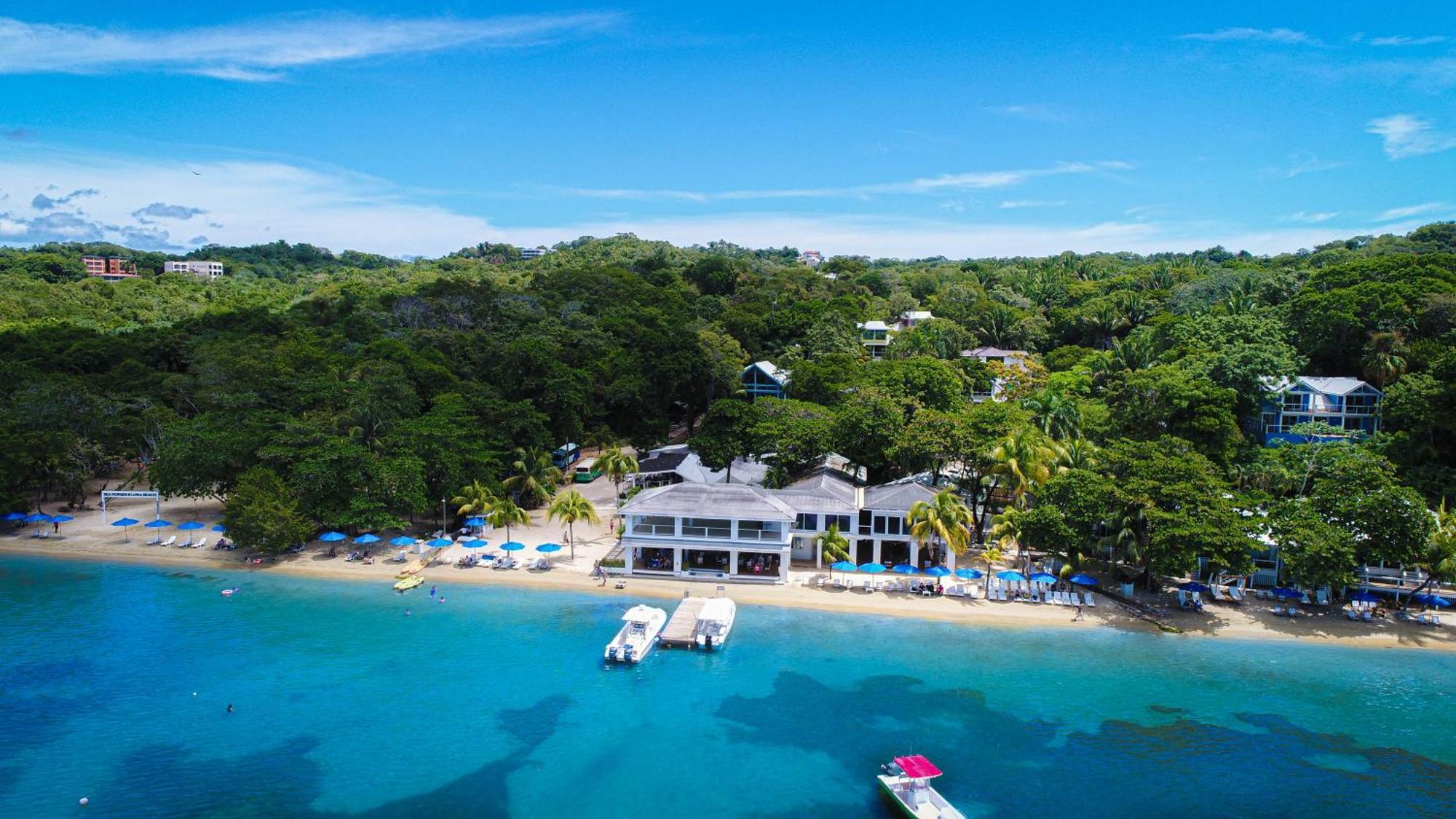 Luna Beach Luxury Boutique Beach Front Resort Jobs Bight Exterior foto