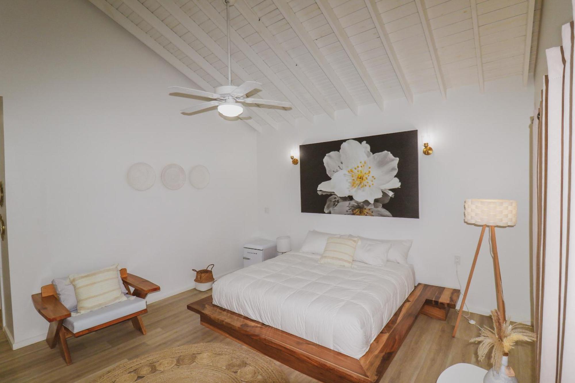 Luna Beach Luxury Boutique Beach Front Resort Jobs Bight Exterior foto