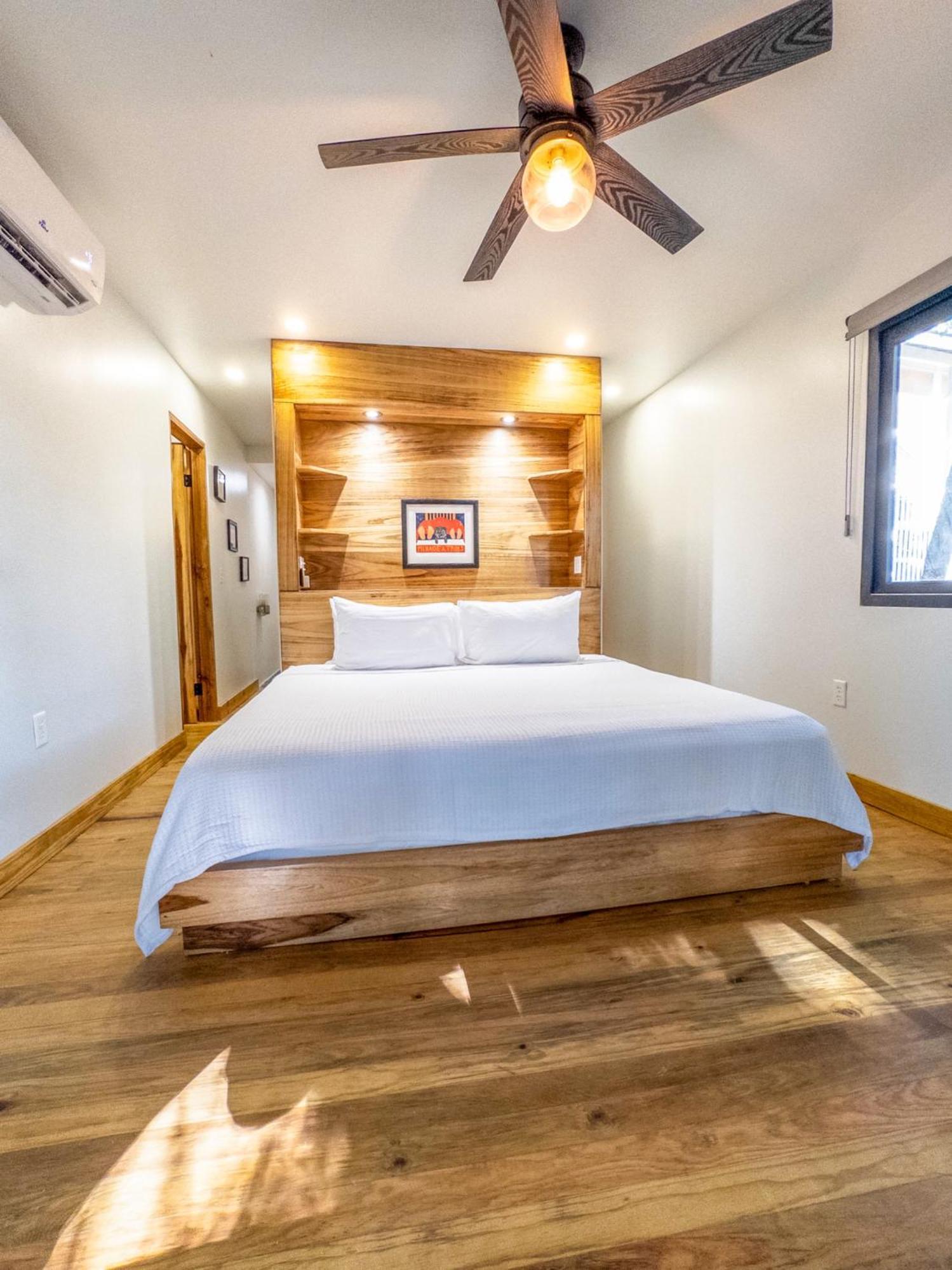 Luna Beach Luxury Boutique Beach Front Resort Jobs Bight Exterior foto